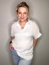 Load image into Gallery viewer, White Collared Short Sleeve Blouse