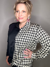 Load image into Gallery viewer, White Houndstooth Button Up Blouse
