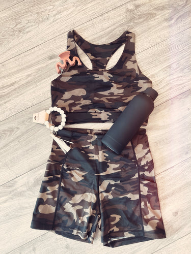Camo Print Active Shorts Set