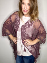 Load image into Gallery viewer, Mauve Boho Lace Kimono