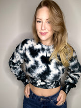 Load image into Gallery viewer, Black Mixed Print Velvet Cropped Sweater