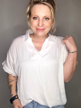 Load image into Gallery viewer, White Collared Short Sleeve Blouse
