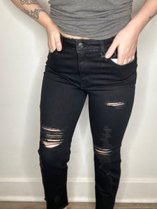 Black Distressed Cropped Jeans