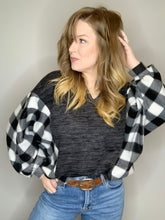 Load image into Gallery viewer, Black Plaid Puff Sleeve Sweater